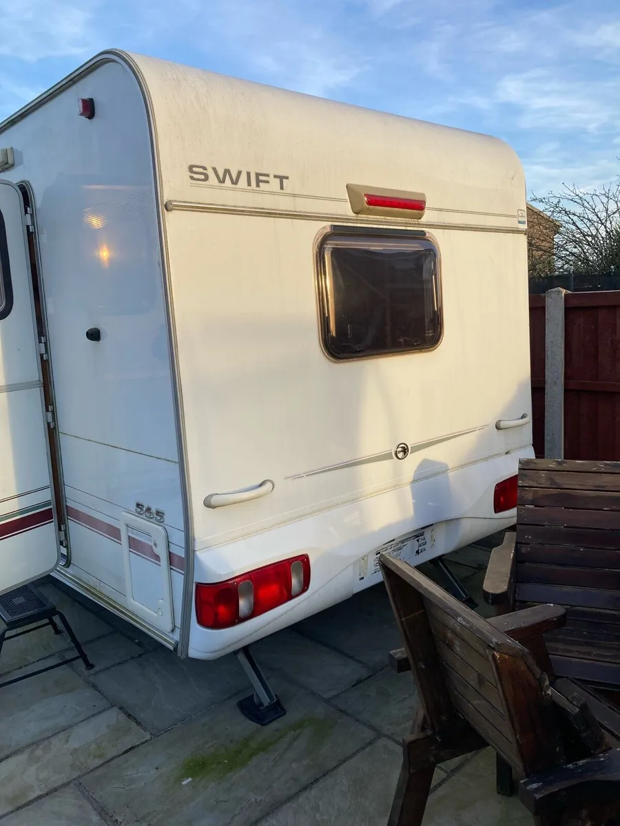Caravan - Image 2