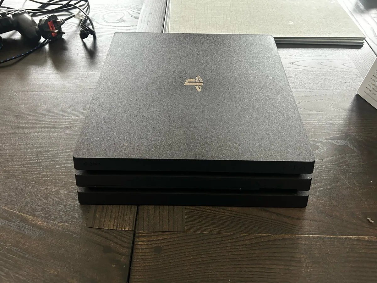 PS4 PRO - Image 2