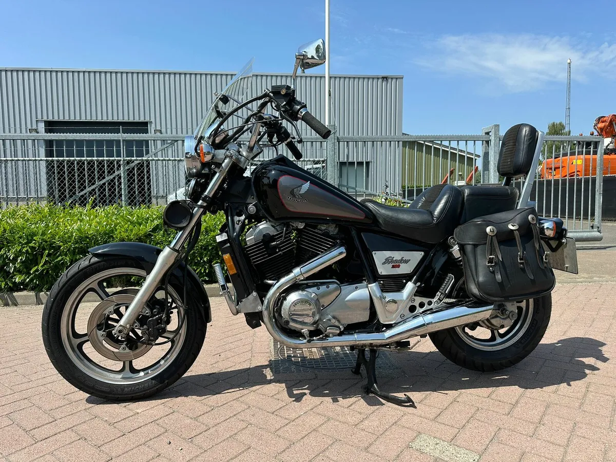 HONDA SHADOW 1100 - Image 1