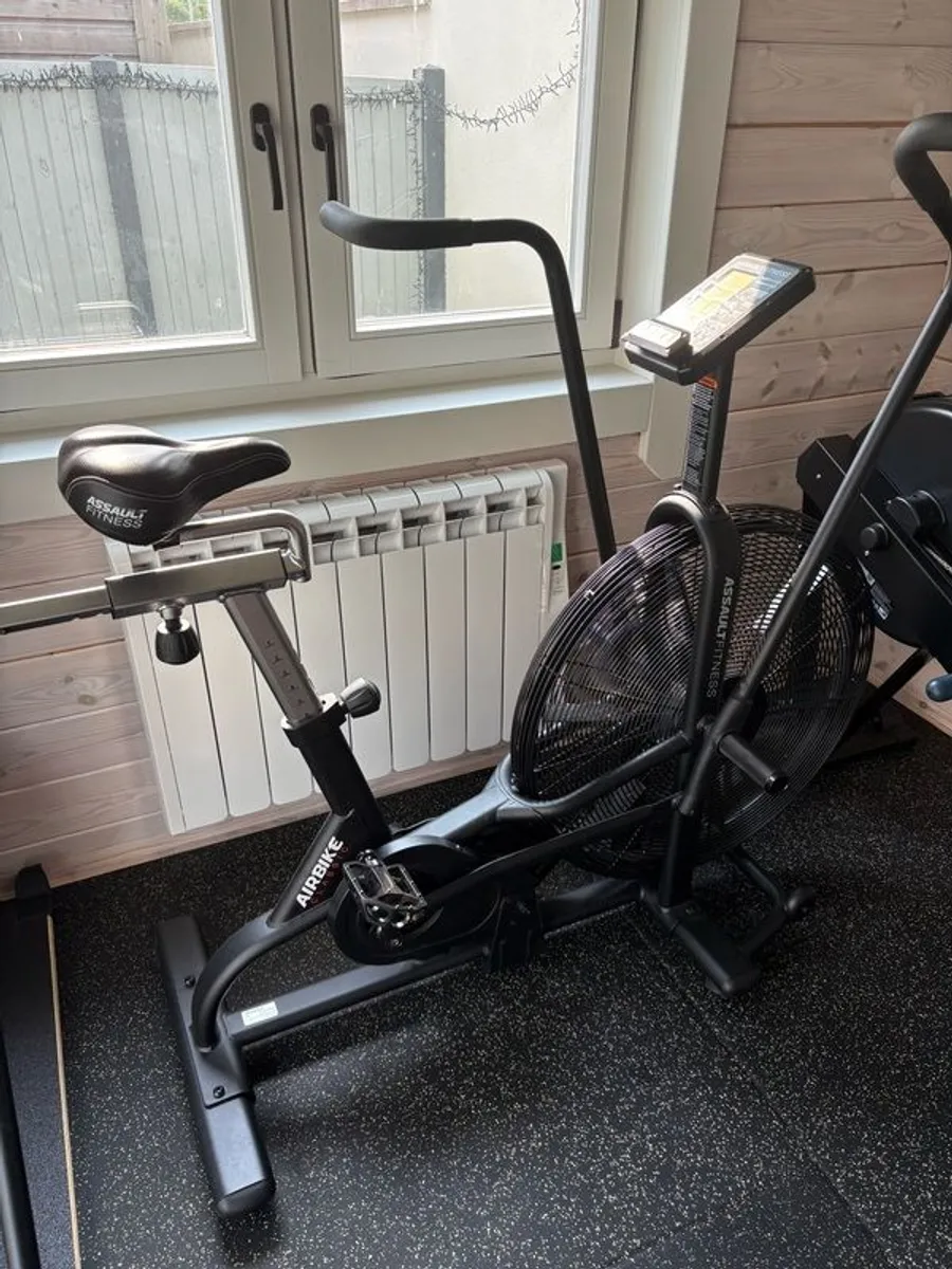 Assault Bike Classic with Elite Console Upgrade - Excellent Condition, Barely Used - Image 1