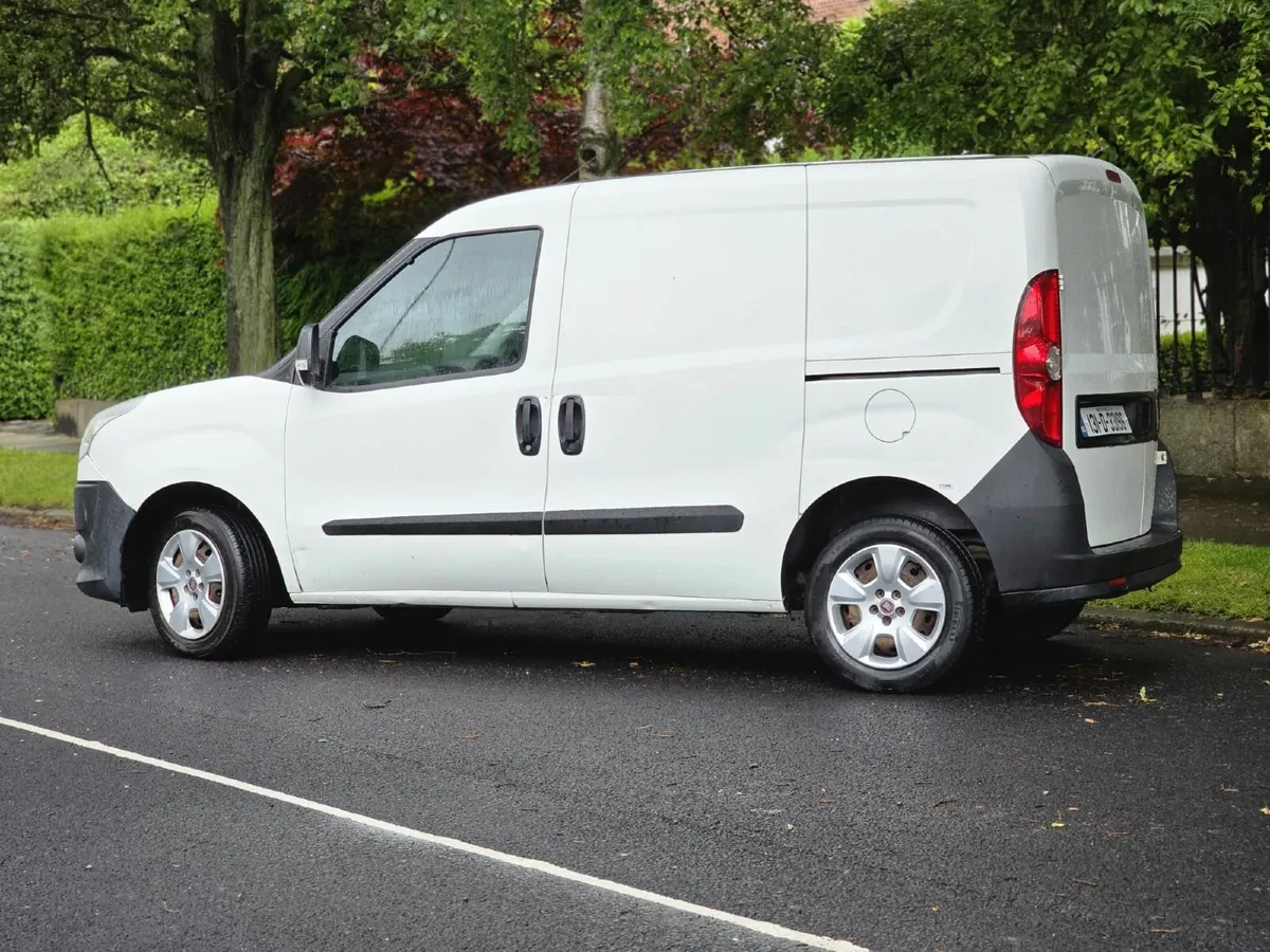 Fiat Doblo 2013 - Image 4