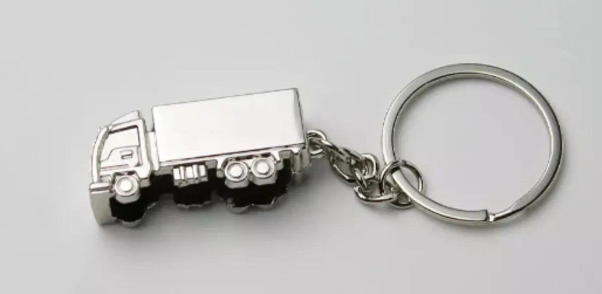 Personalised Metal Truck Lorry Car Keyring - Image 3