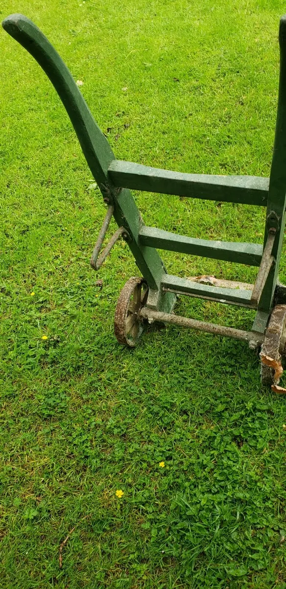 Antique wooden sack truck - Image 2