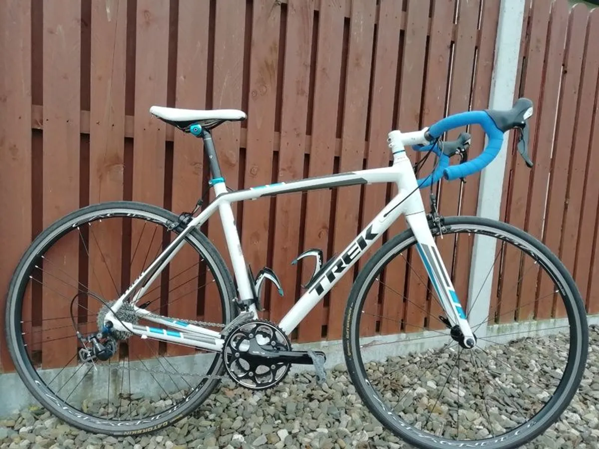 Road bike - Image 1
