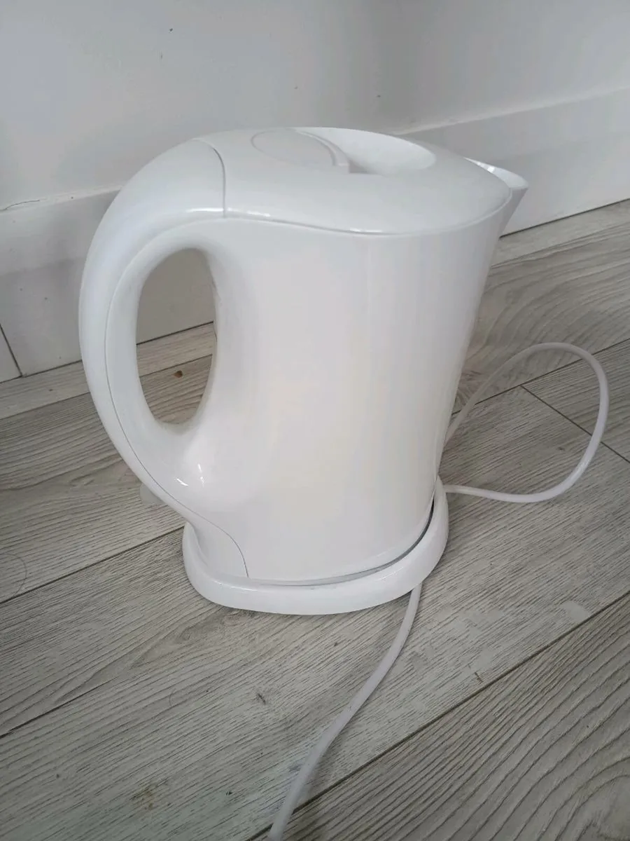 Hot water kettle - Image 2