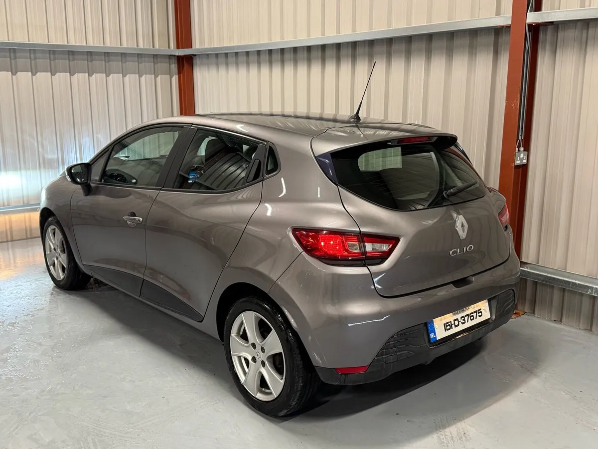 2015 Renault Clio - Low Kilometres - Image 4