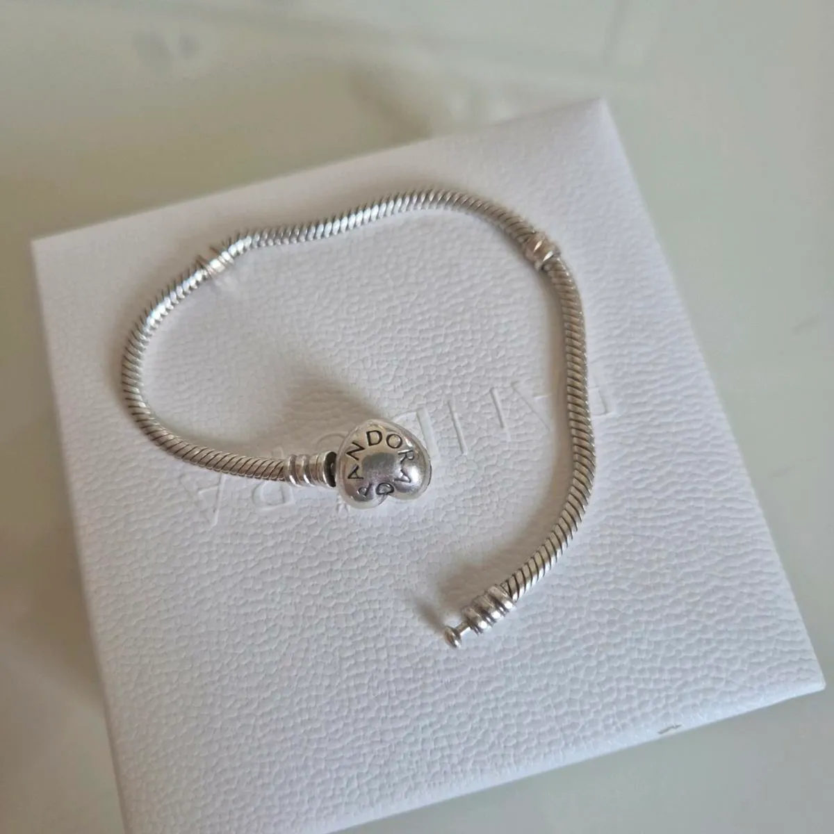 Pandora bracelet heart clasp - Image 2