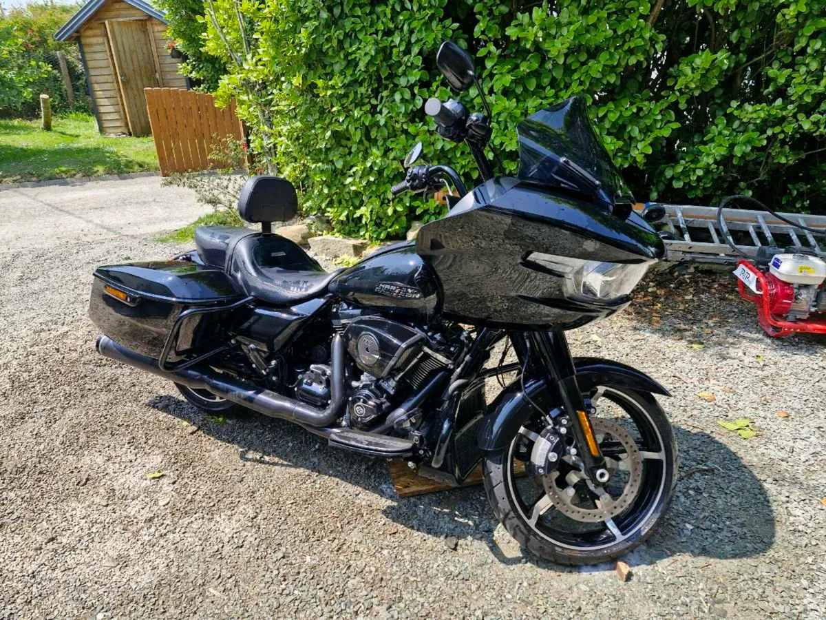 Harley davidson road glide - Image 1