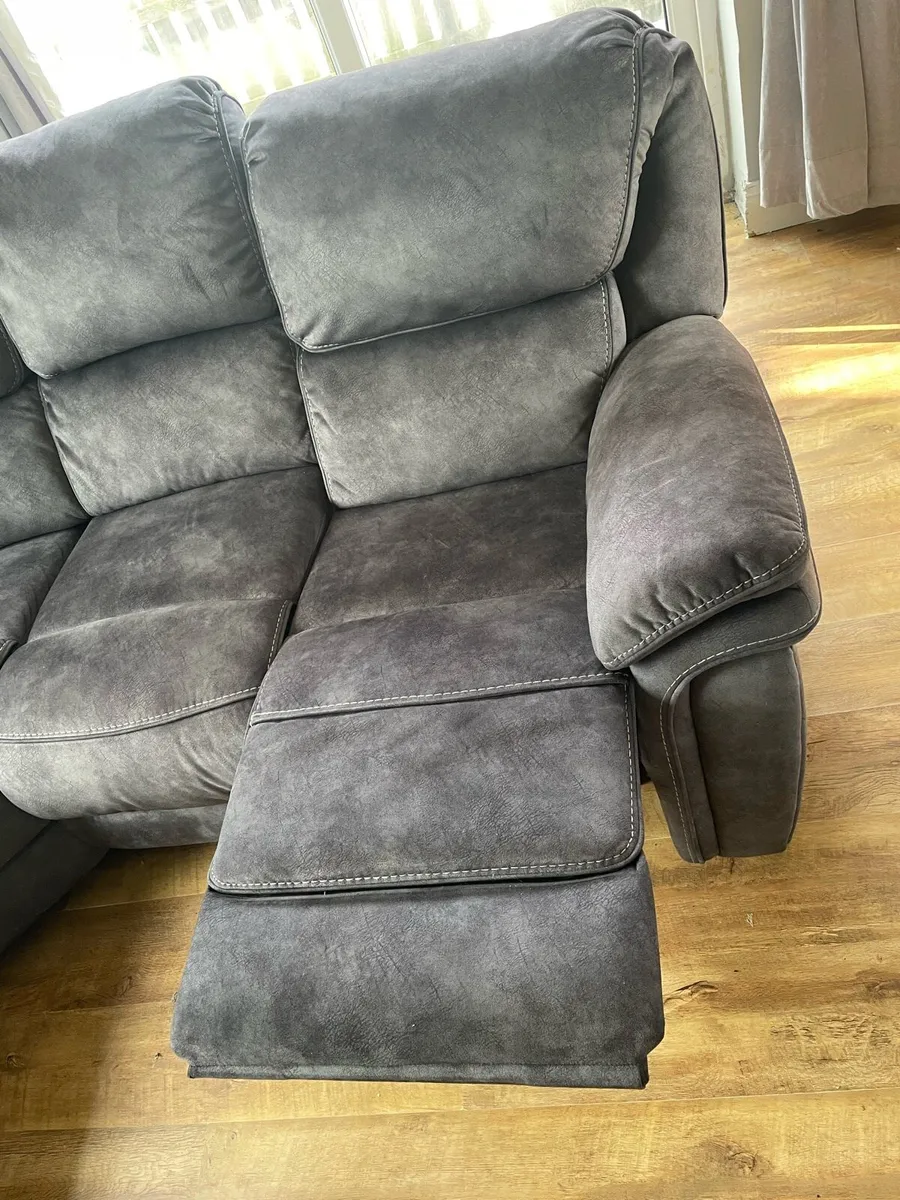 Couch l-shaped velvet recliner - Image 3