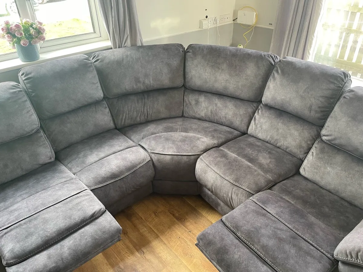 Couch l-shaped velvet recliner - Image 4
