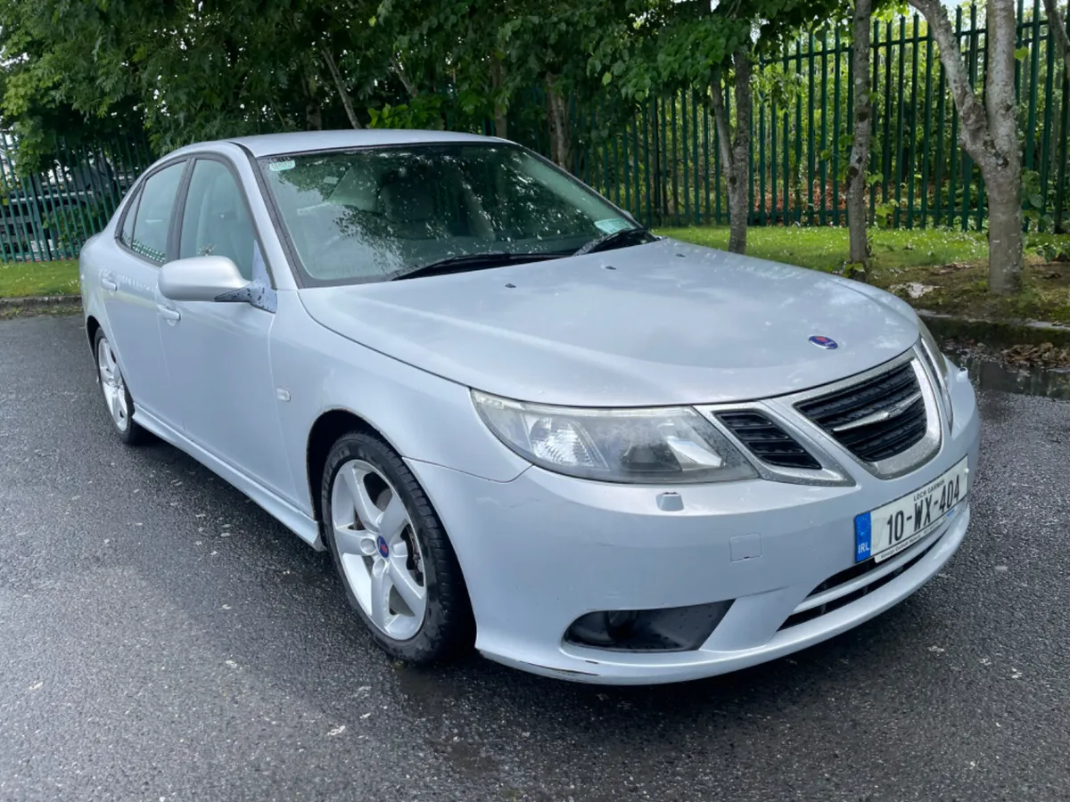 Saab 9-3 2010 - Image 2