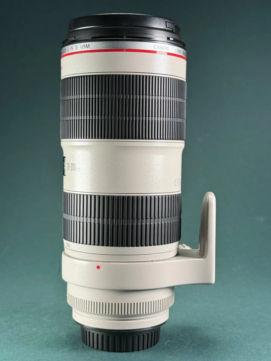 Canon 70 -200 f/2,8  mark 2 IS USM telephoto lens - Image 2
