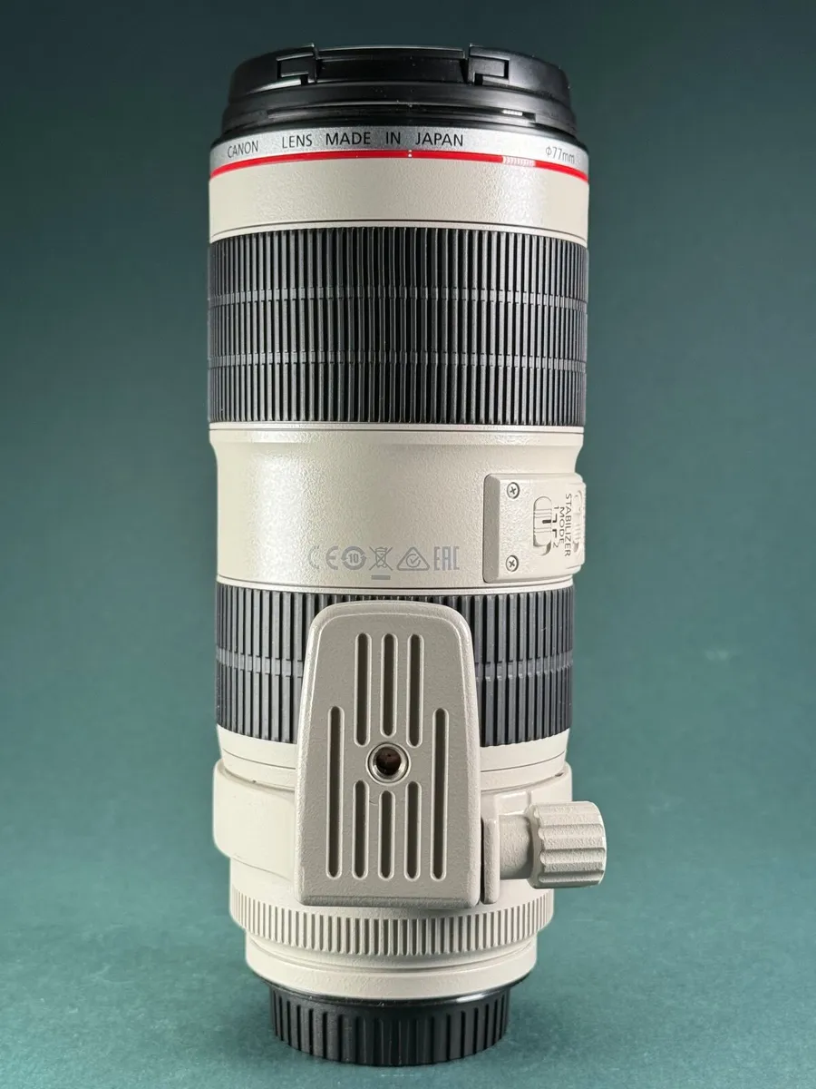 Canon 70 -200 f/2,8  mark 2 IS USM telephoto lens - Image 3