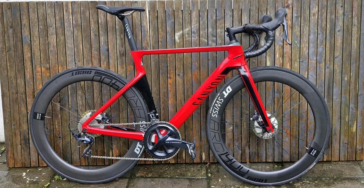 Canyon Aeroad CF SLX Disc 8.0 - Image 1