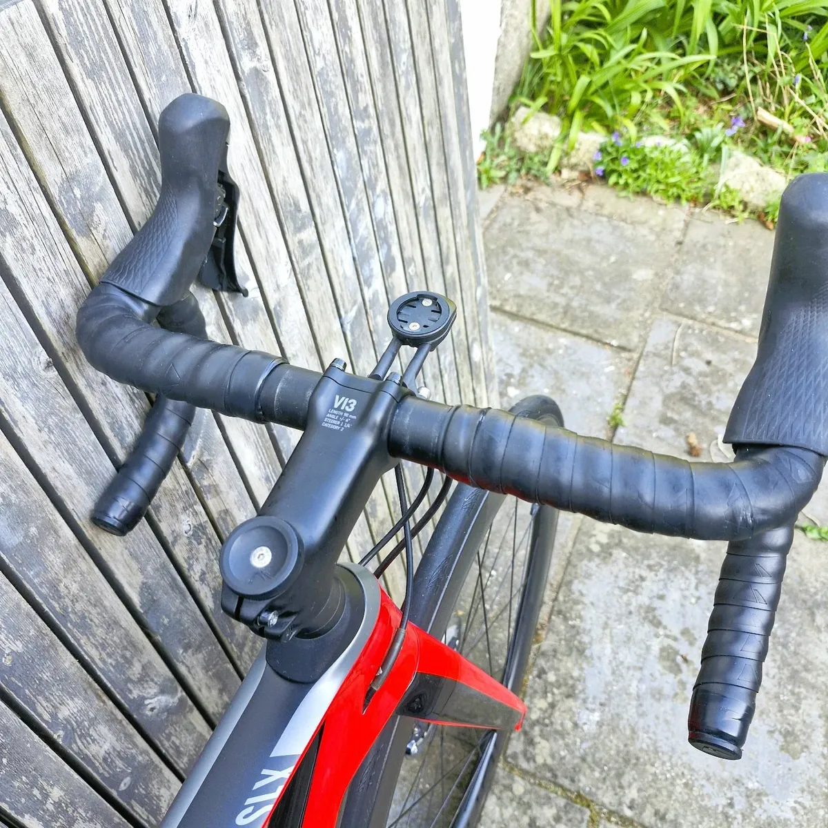 Canyon Aeroad CF SLX Disc 8.0 - Image 3