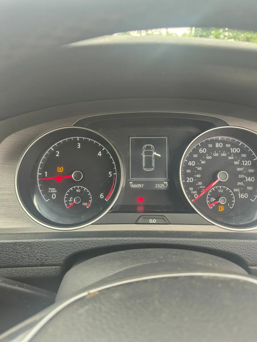 Volkswagen Golf 2014 - Image 2