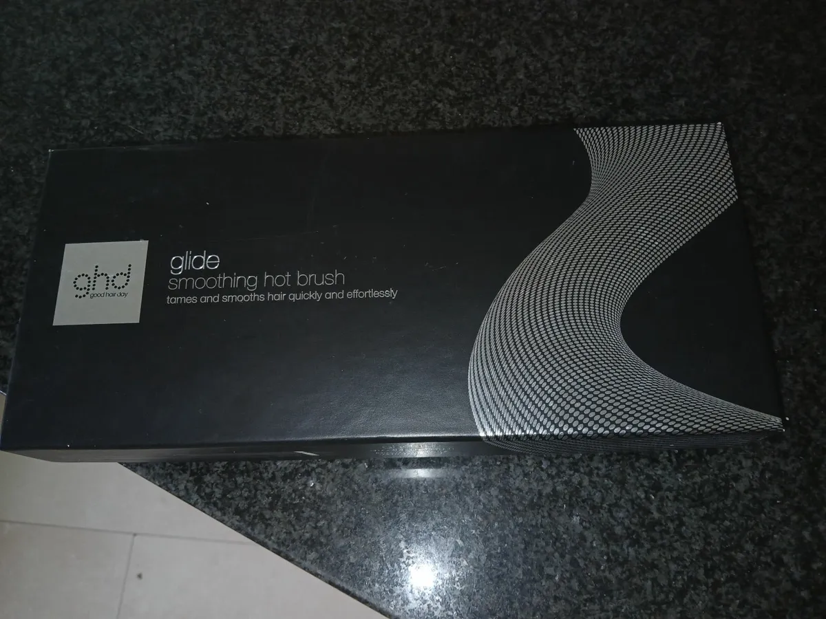 GHD Brush - Image 1