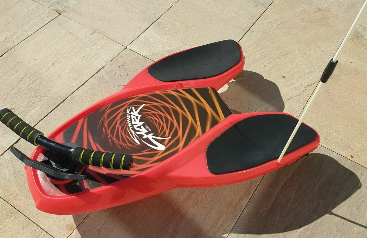 Shark spinner - Image 1