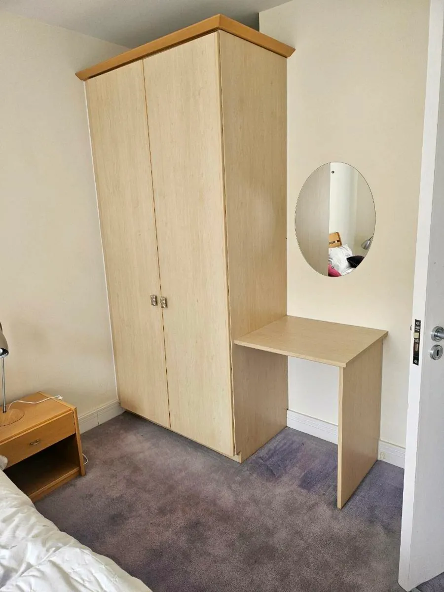 Bed and nightstand - Image 2