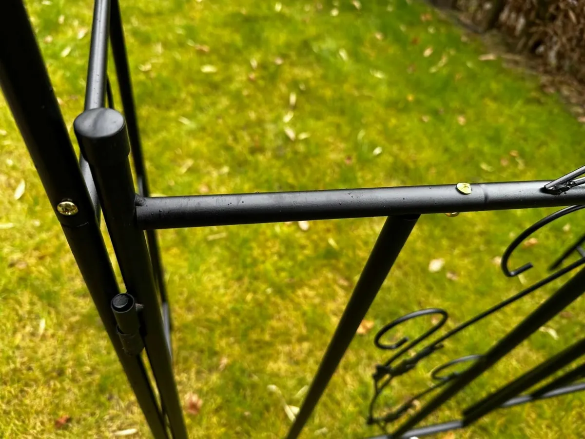 Rose Arch with Lockable Gate Metal Garden Trellis - Image 2
