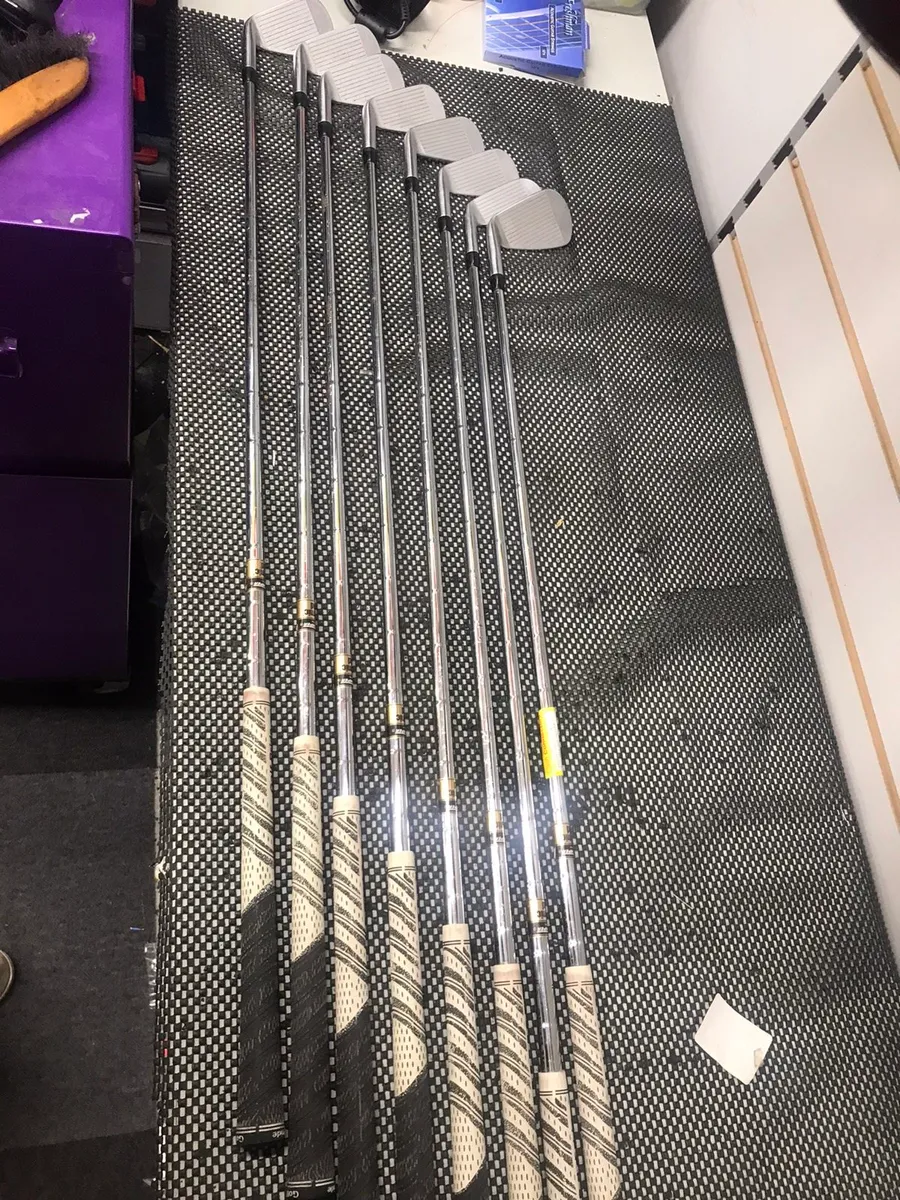Titleist MB Forged Irons - Image 2