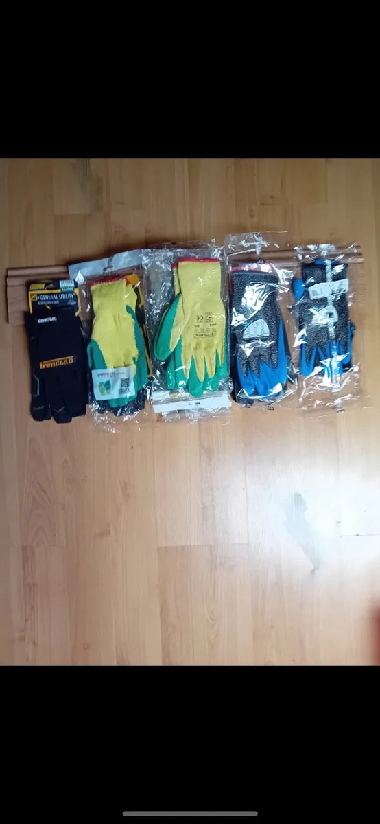 Brand New Utility Gloves