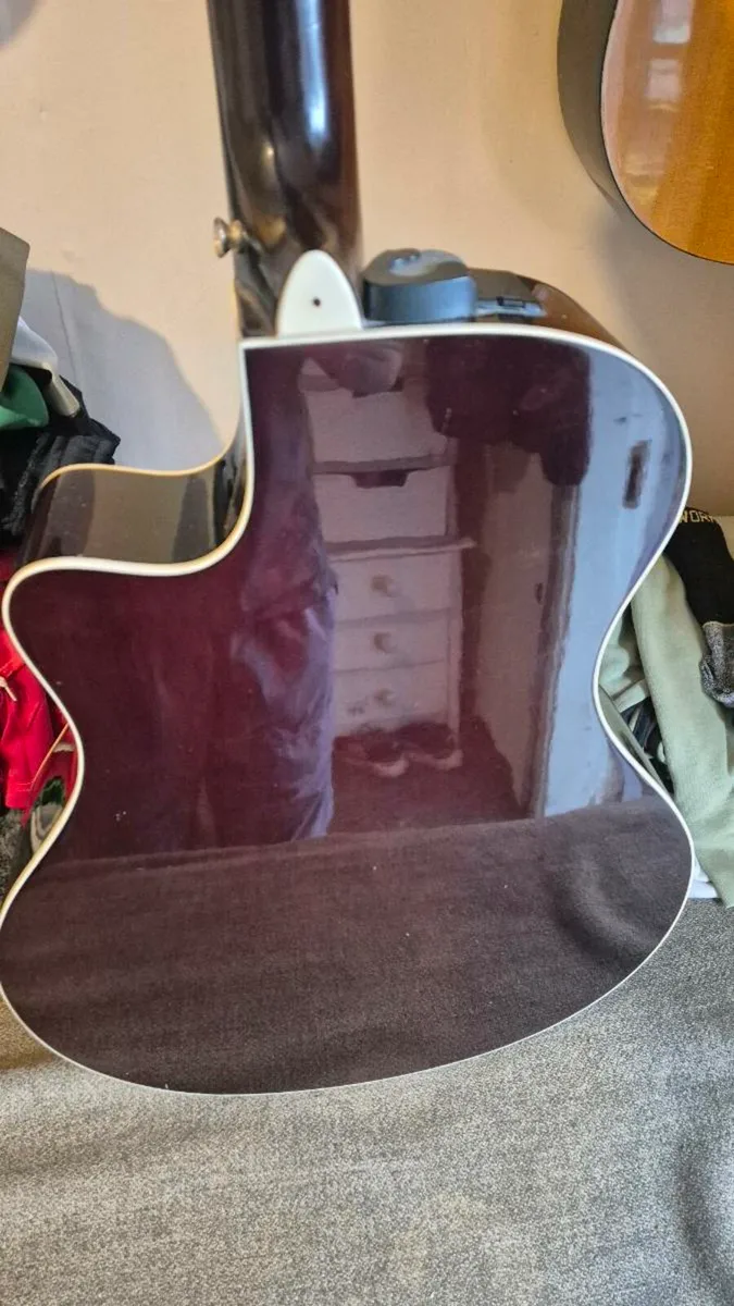 Guitar - Image 2