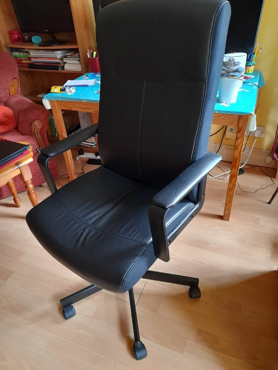 office chairs - Image 1
