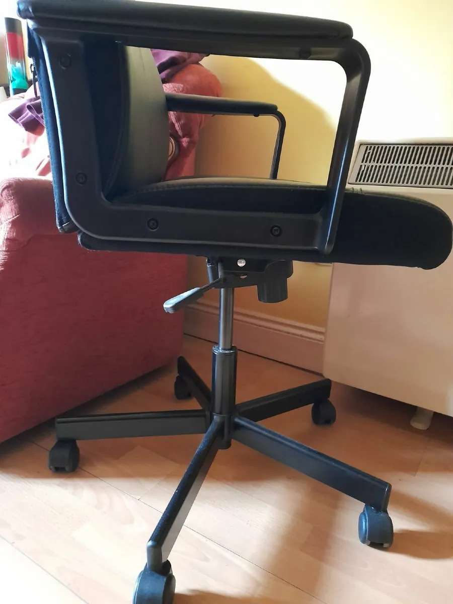 office chairs - Image 3