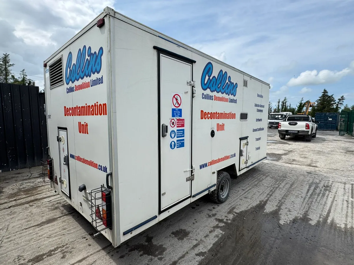 Lynton Decontamination/Shower Unit - Image 2