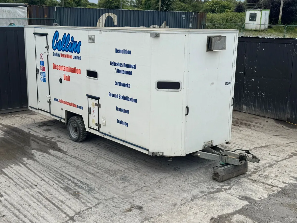 Lynton Decontamination/Shower Unit - Image 1