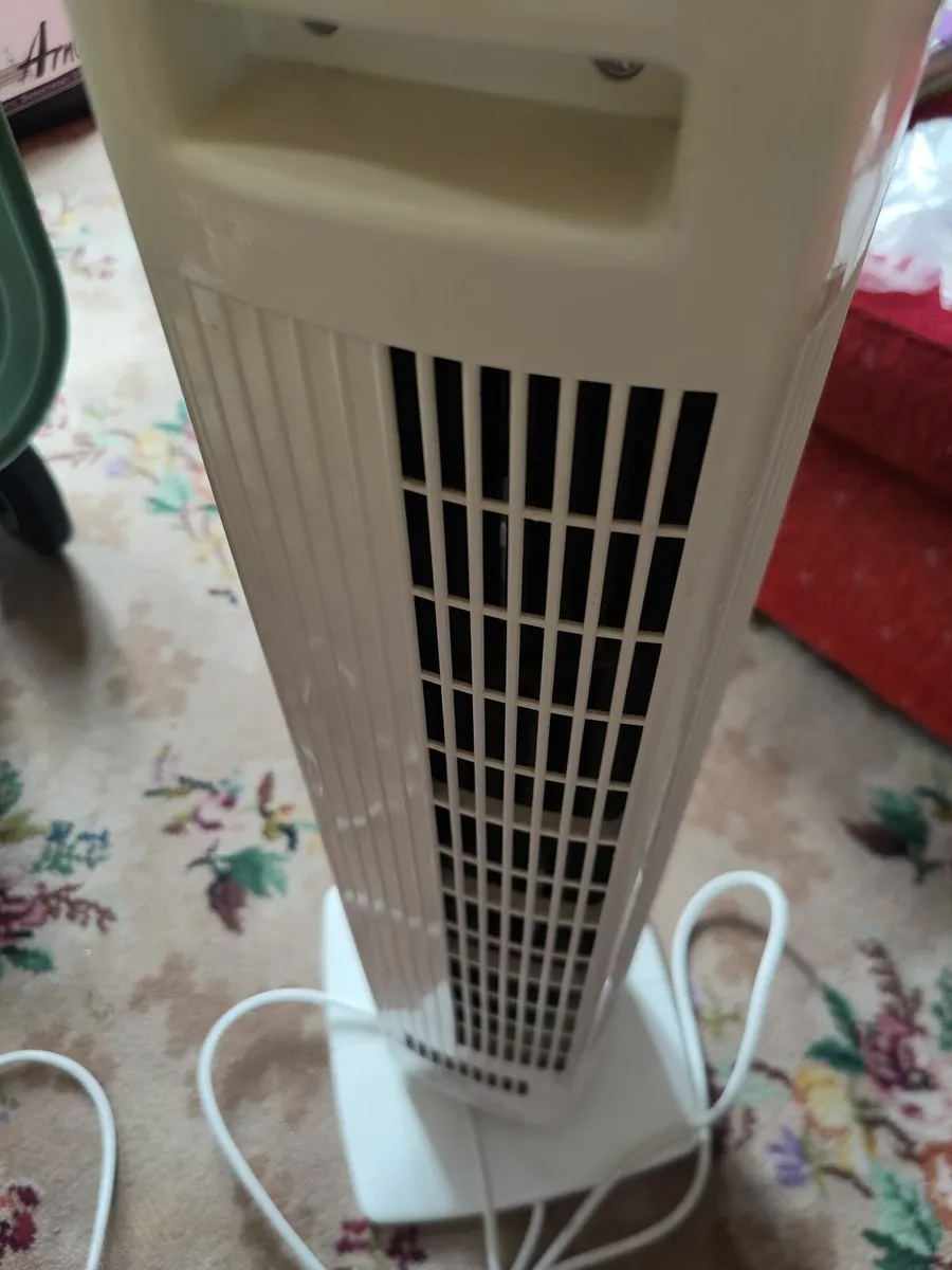 Electric Turbo Tower Fan - Image 1