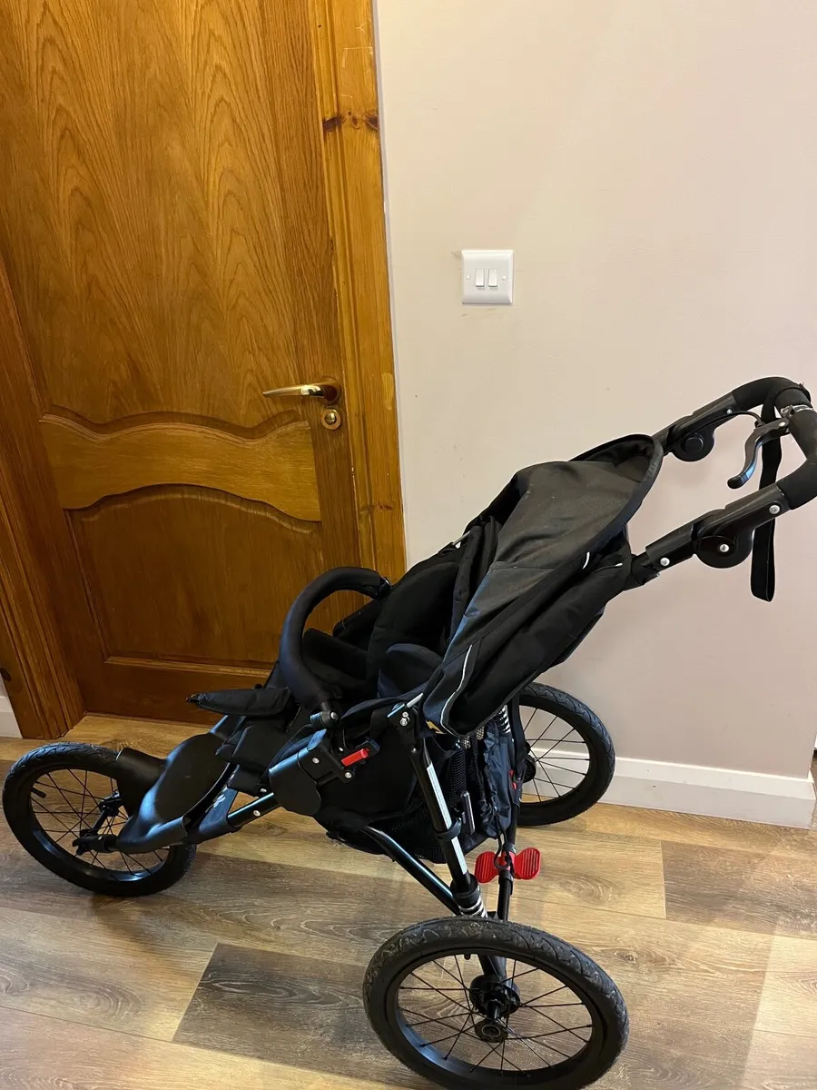 Out N About Nipper Sport V4 Jogger Running Buggy - Image 1