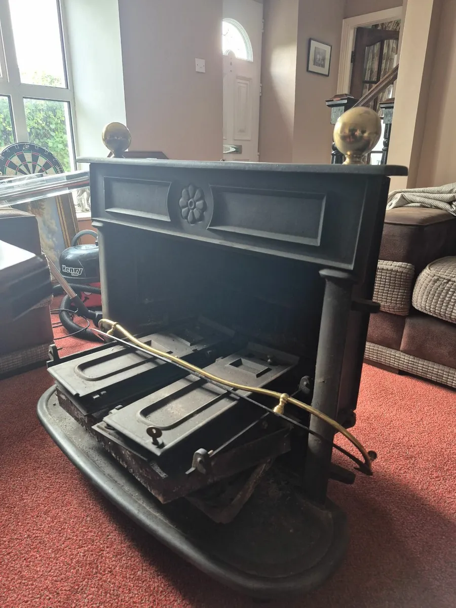 Cast Iron Stove - Image 2