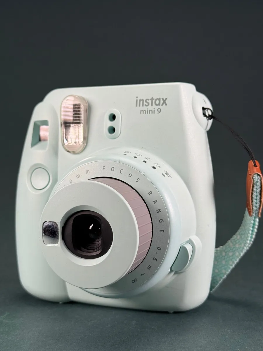 Fujifilm Instax mini 9 instant camera - Image 1