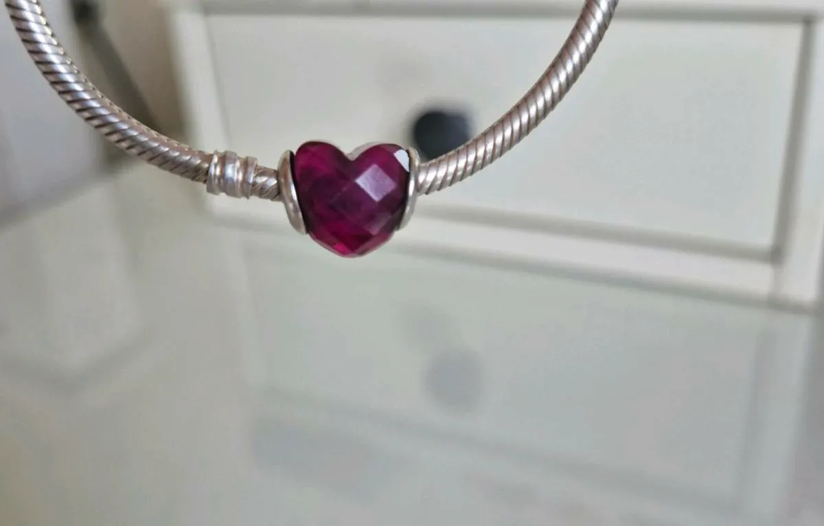 Pandora charm heart - Image 1
