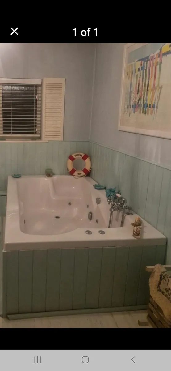 Jacuzzi bath 2 seater