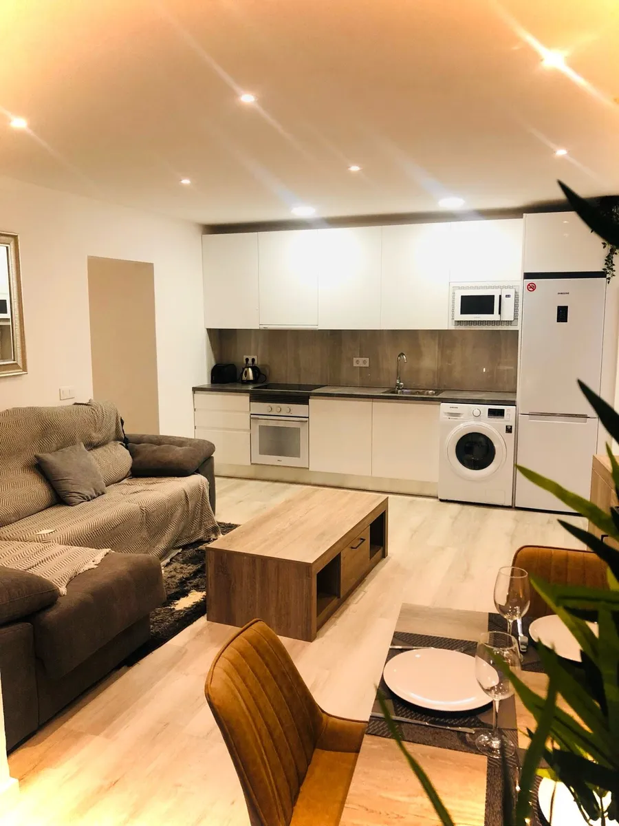 Lanzarote Newly Refurbed Apartment - Image 2