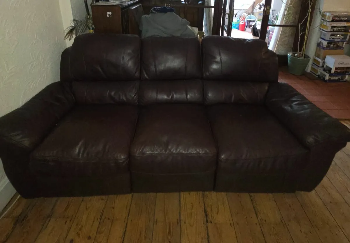 3+1+1 electric power leather recliner sofa couch - Image 1