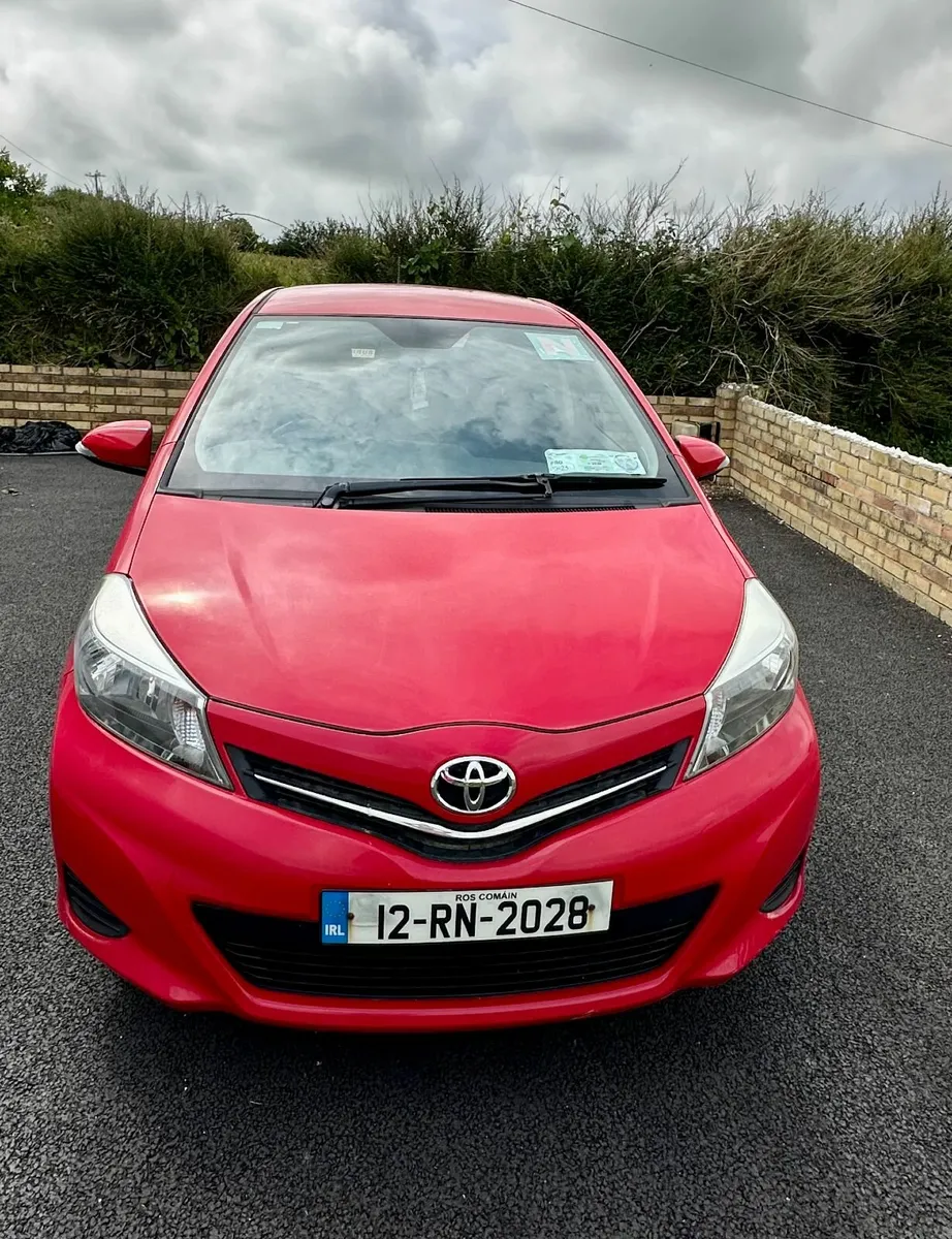 Toyota Yaris 2012 - Image 1