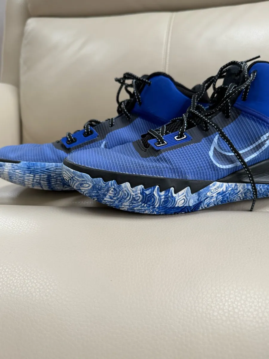 Nike Kyrie Flytrap IV’s- Size 11 (Worn Once) - Image 1