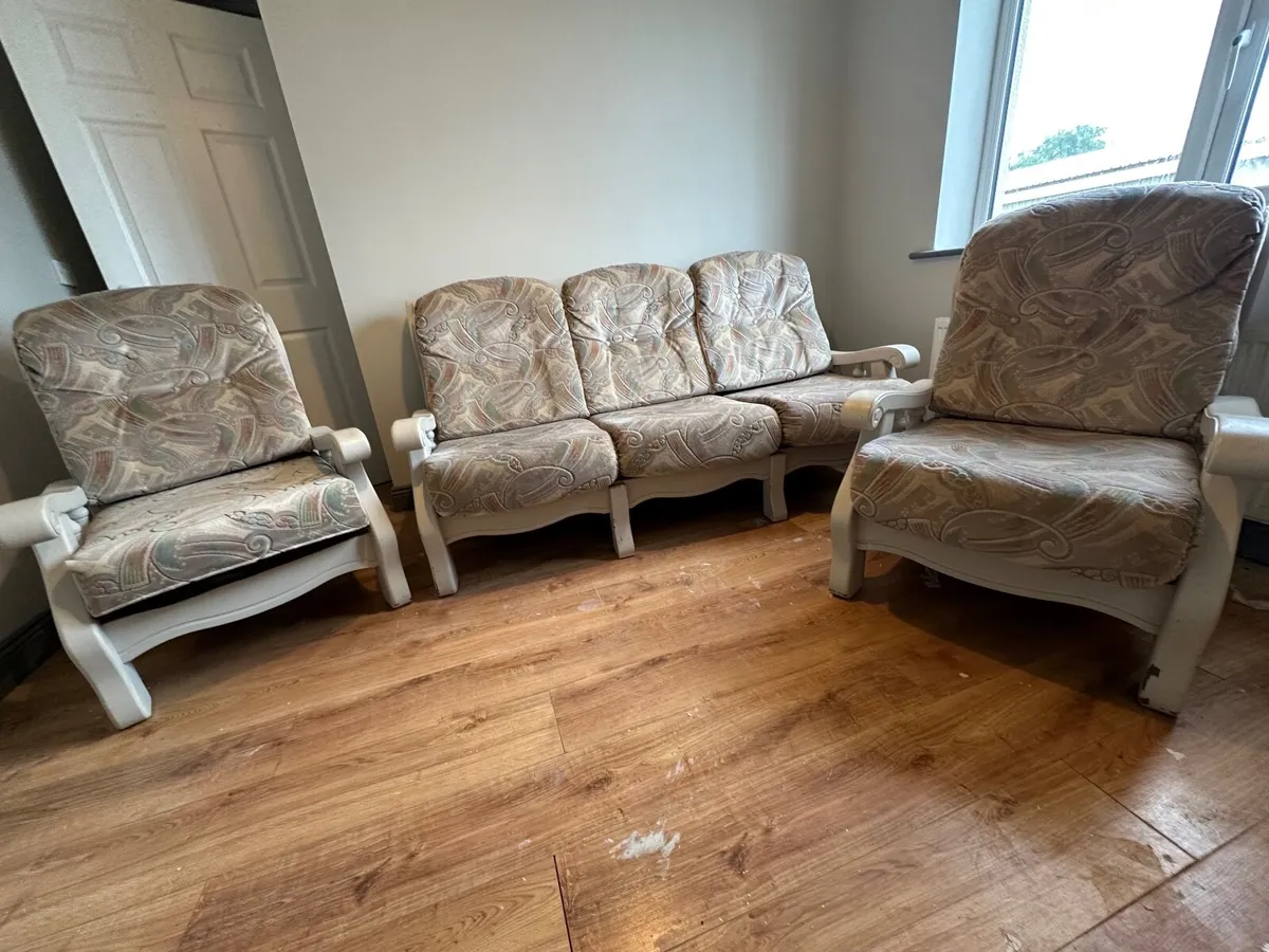 Quality 3 seater sofa set - Image 1