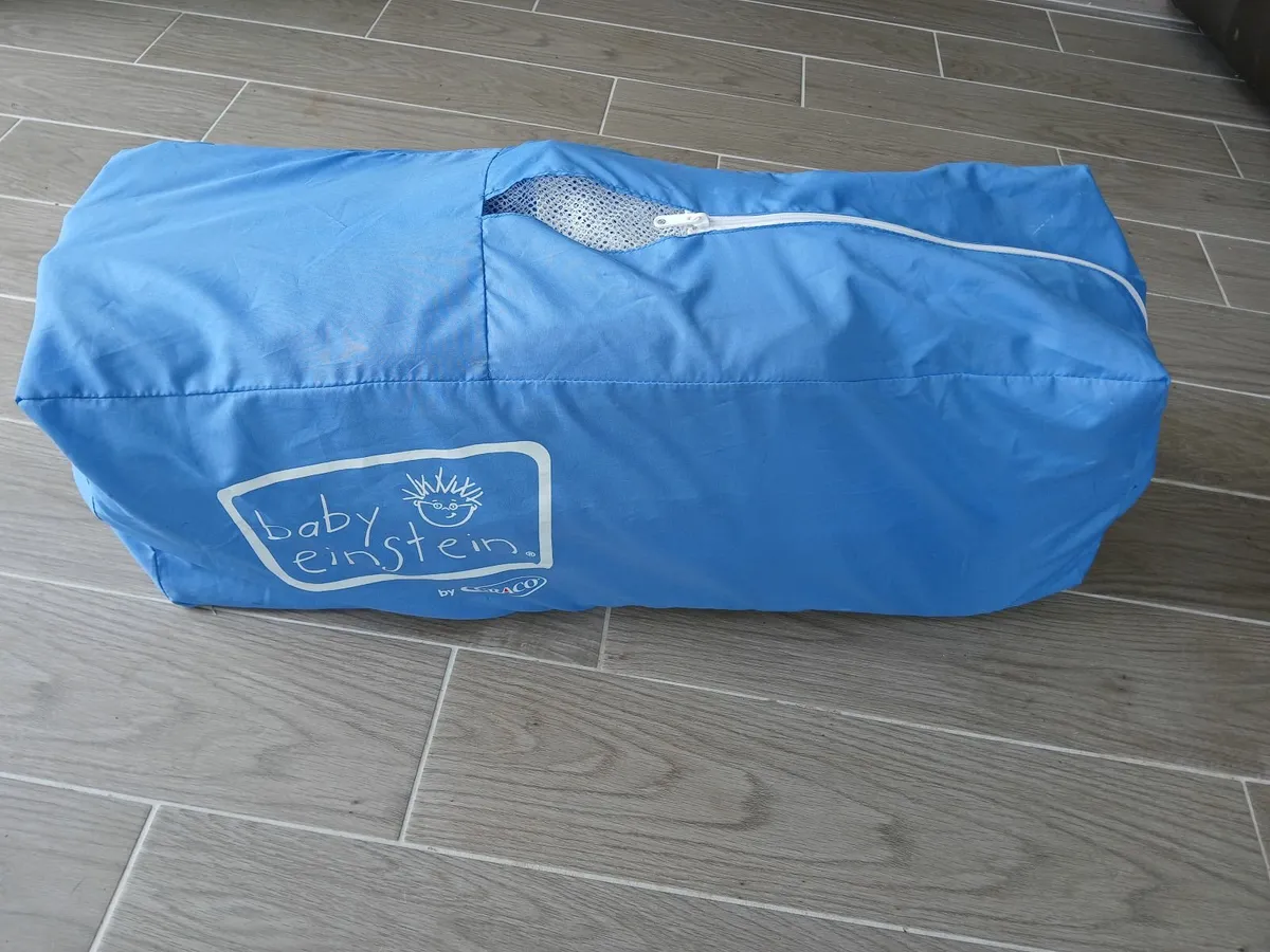 Travel cot - Image 4