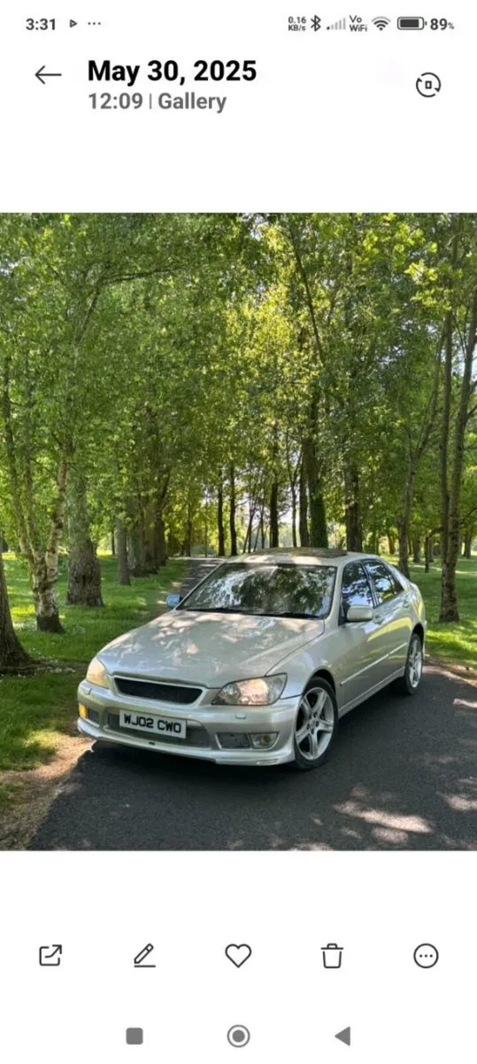 Lexus is300 - Image 1
