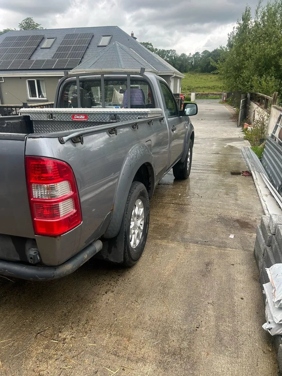 Ford Ranger 4x4 - Image 3