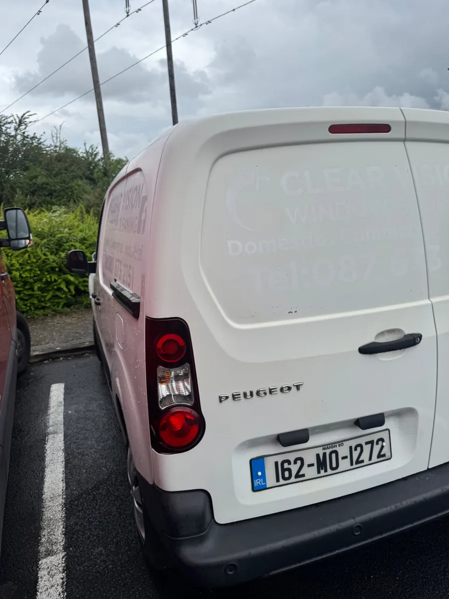2016 Peugeot partner - Image 3