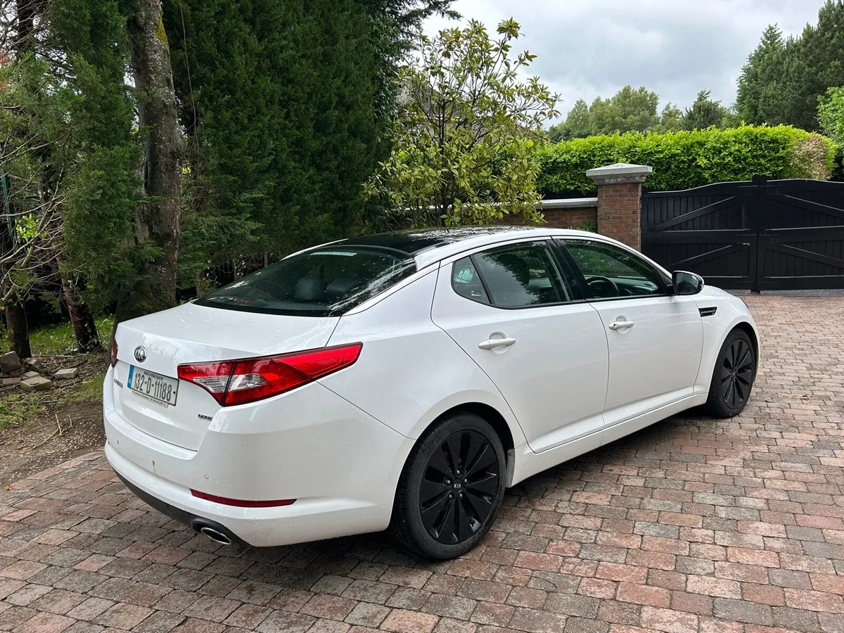 13 Kia Optima Automatic Platinum Edition NCT 2/26 - Image 2