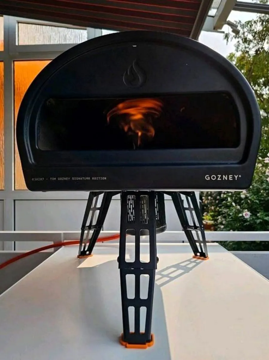 Gozney Roccbox Pizza Oven Glove, Peel & Tray - Image 1