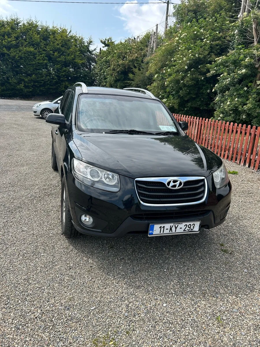 Hyundai Santa Fe - Image 1
