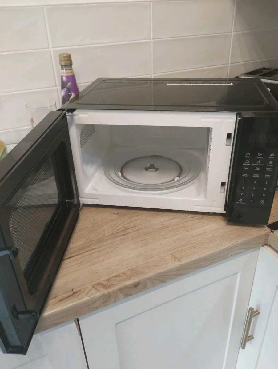 Microwave - Image 2